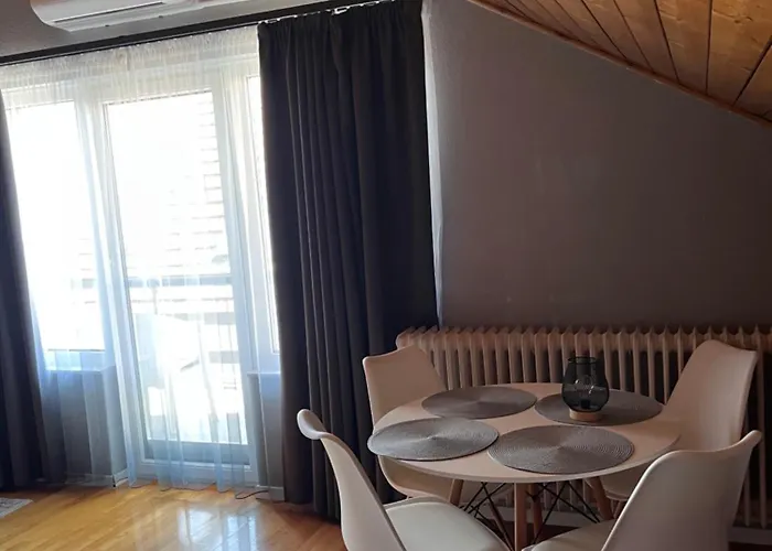 Klara アパート *