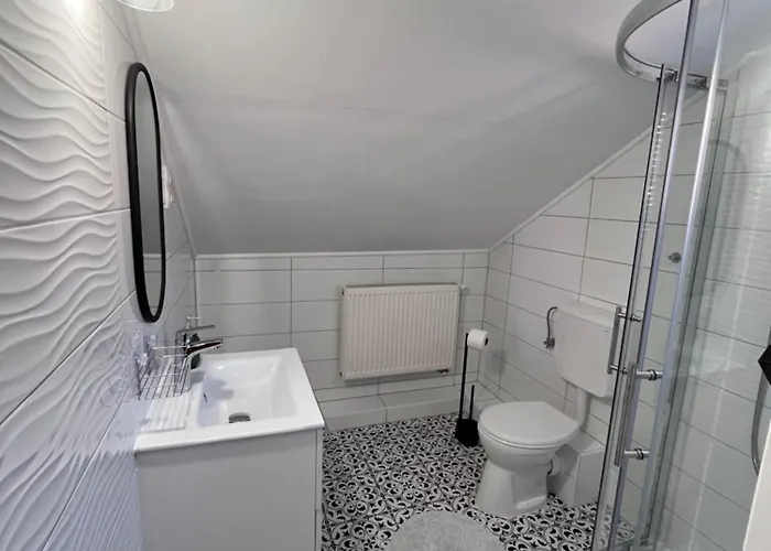 Klara * オルヴェイナーシュ